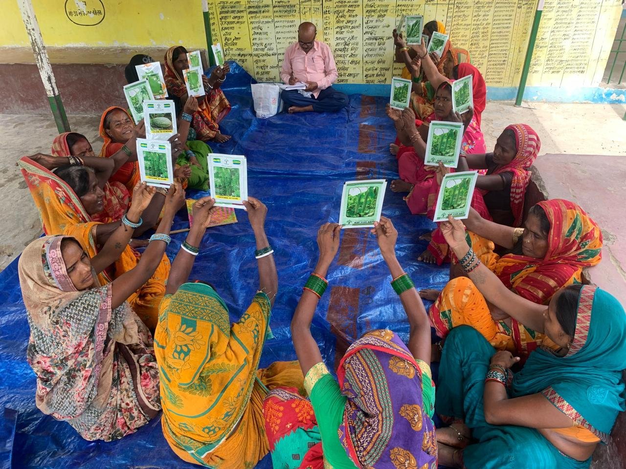 Seed Distibution Kanti Hitkari Kisan Samuh